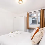 Luxury 3Br Flat, Parking & Garden, Nw London