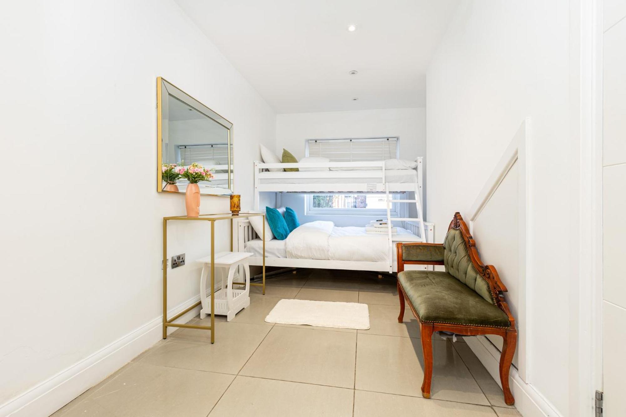 Appartamento Luxury 3br Flat, Parking & Garden, Nw Londra