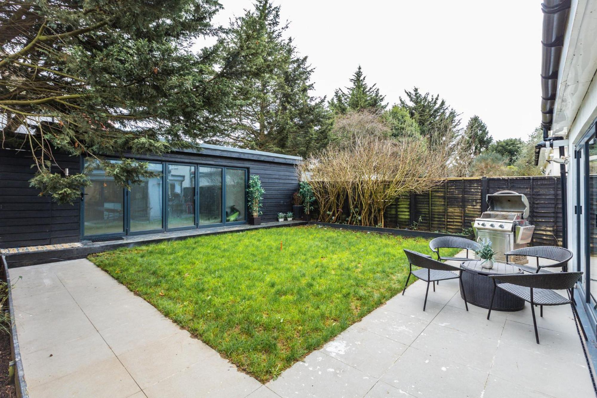 Appartamento Luxury 3br Flat, Parking & Garden, Nw Londra
