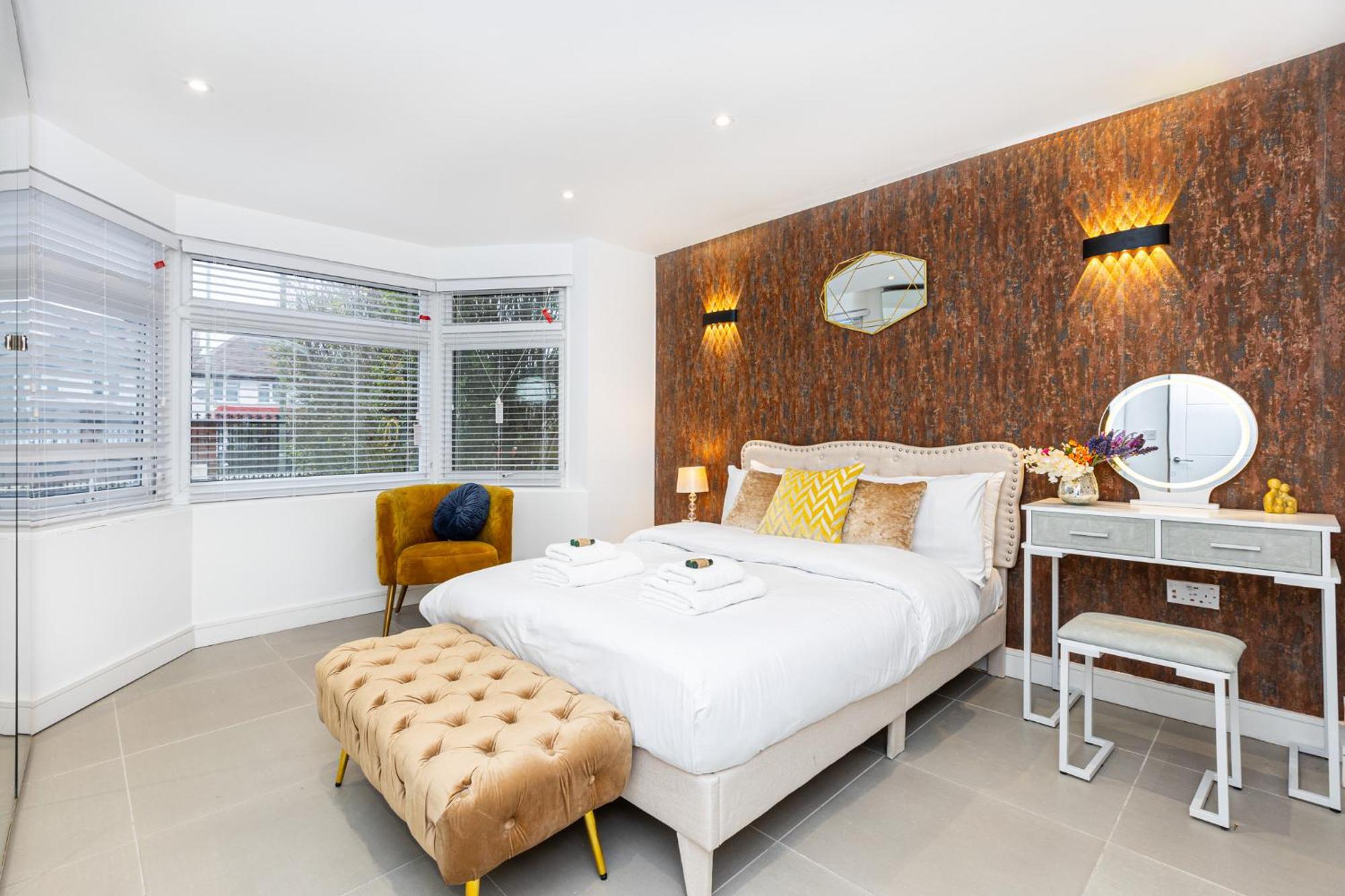 Luxury 3br Flat, Parking & Garden, Nw Appartamento Londra